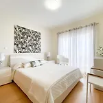Luxury With Swimming Pool #1903 Apartament *