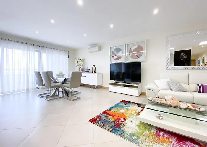 Luxury With Swimming Pool #1903 * 라고스