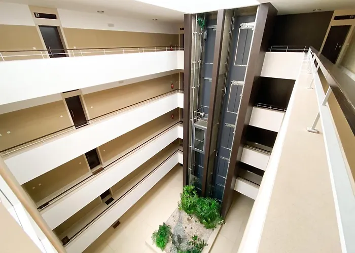 Luxury With Swimming Pool #1903 아파트