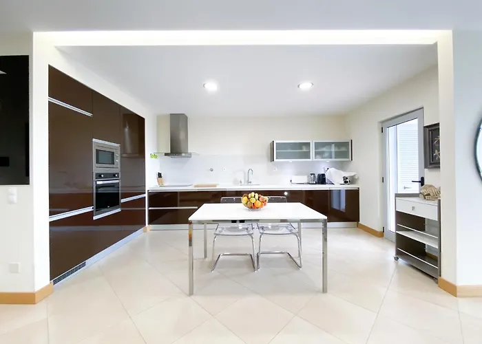 公寓 Luxury With Swimming Pool #1903