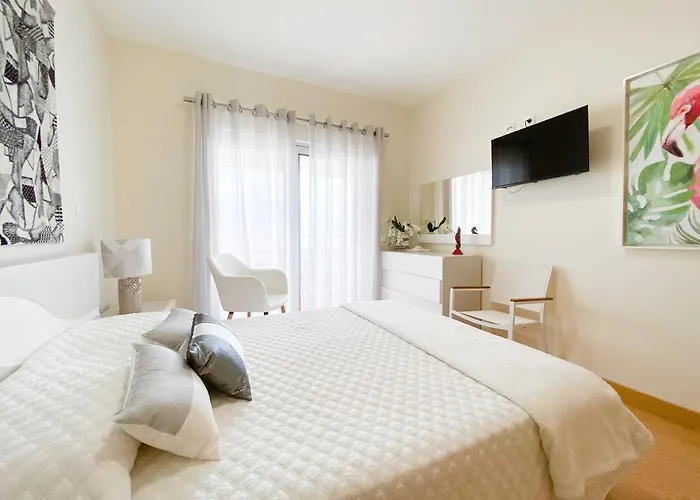 Luxury With Swimming Pool #1903