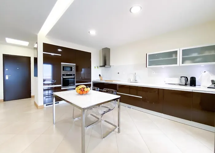 Luxury With Swimming Pool #1903