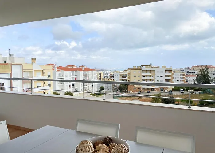 Luxury With Swimming Pool #1903 Apartmán