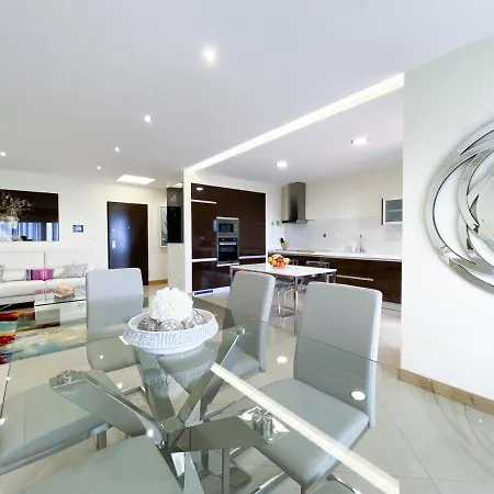 Luxury With Swimming Pool #1903